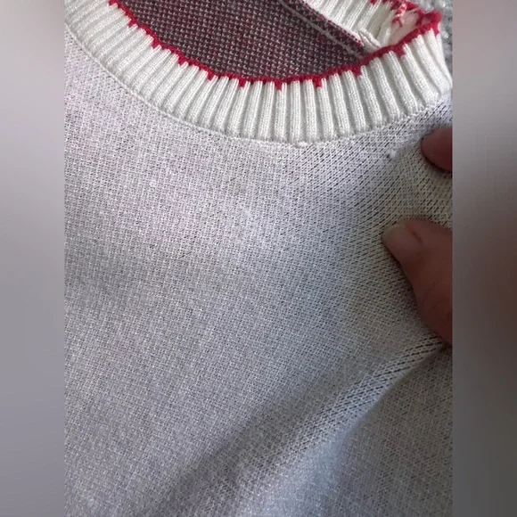 Nikka K Strawberry Knit Sweater Cream Red Trim Women’s Small - Picture 6 of 6
